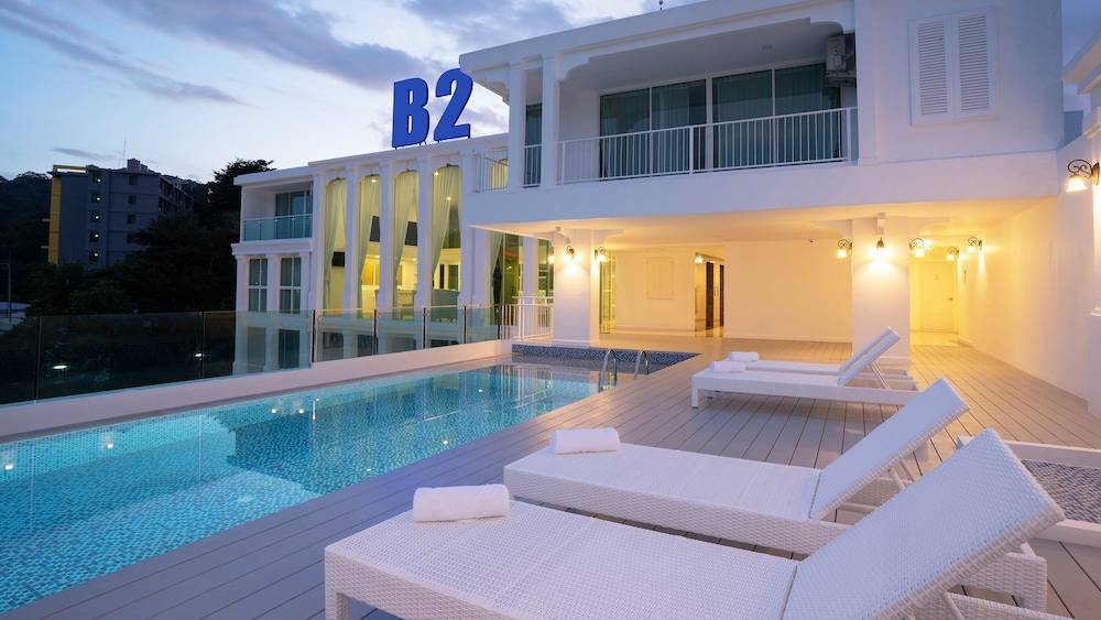 B2 Phuket Premier Hotel 1