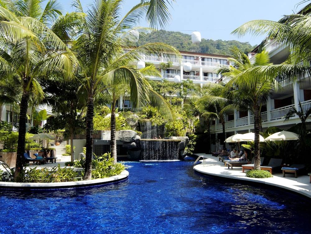 Sunset Beach Resort 1