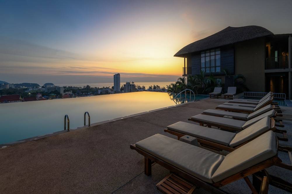 Karon Phunaka Resort 1