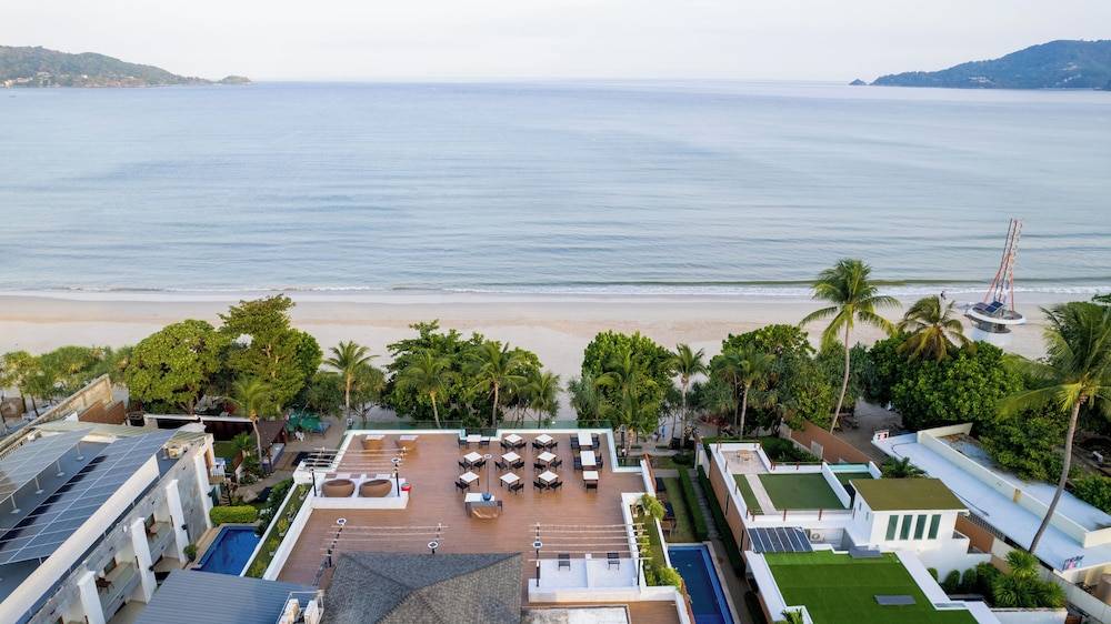 La Flora Resort Patong 1
