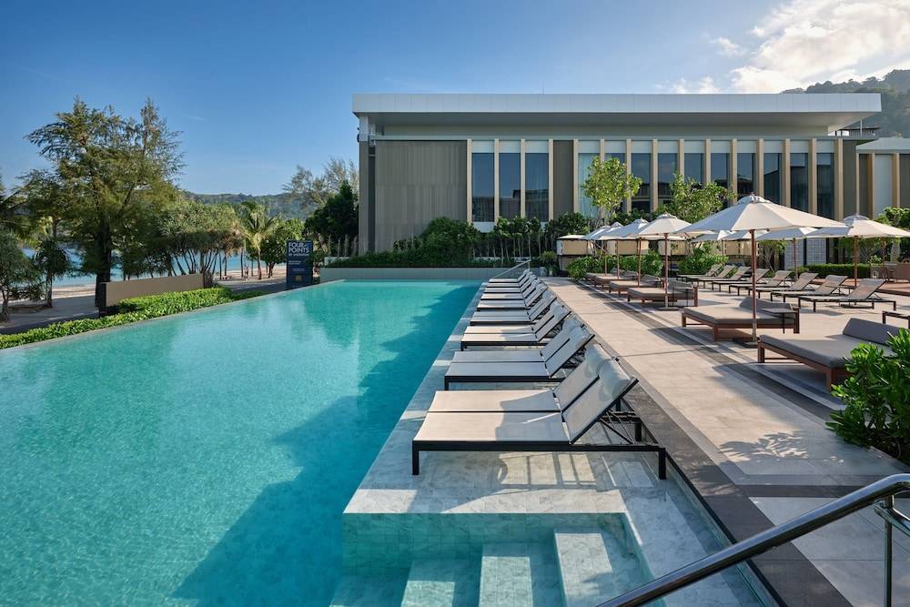 Four Points by Sheraton Phuket Patong Beach Resort 1