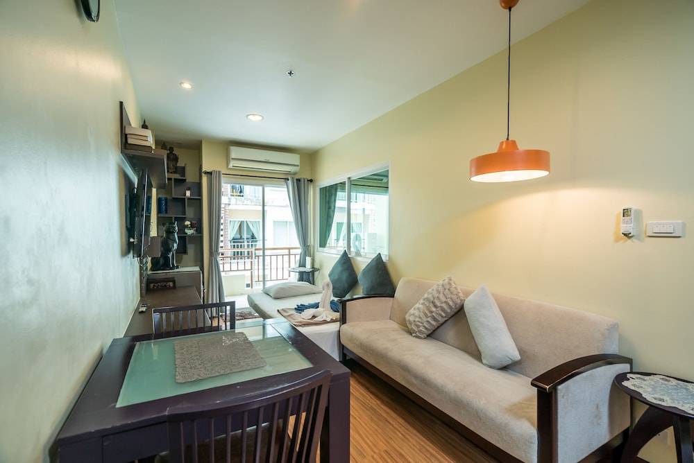 Phuket Villa Condominium by Lofty 2