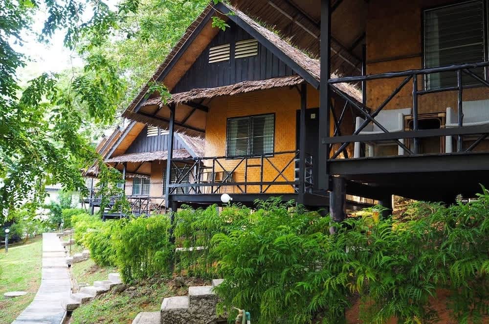 Naiya Beach Bungalow 1