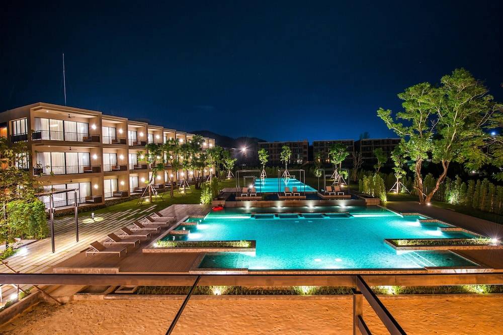 The Gallery Hotel Nai Harn 1