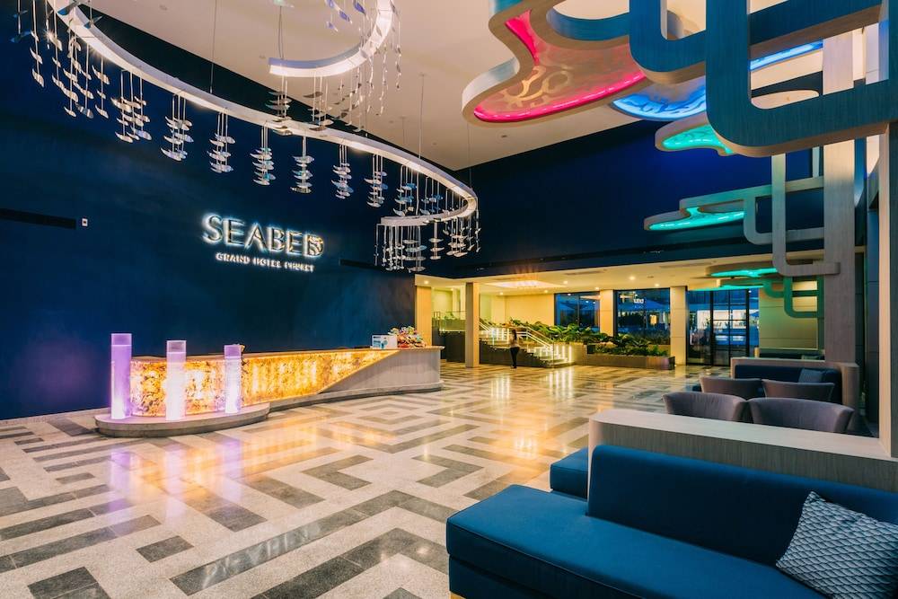 Seabed Grand Hotel Phuket 2