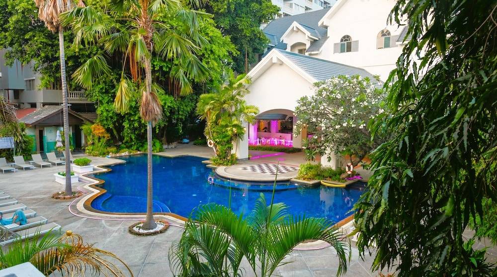 Pooh Beach Resort & Spa 1