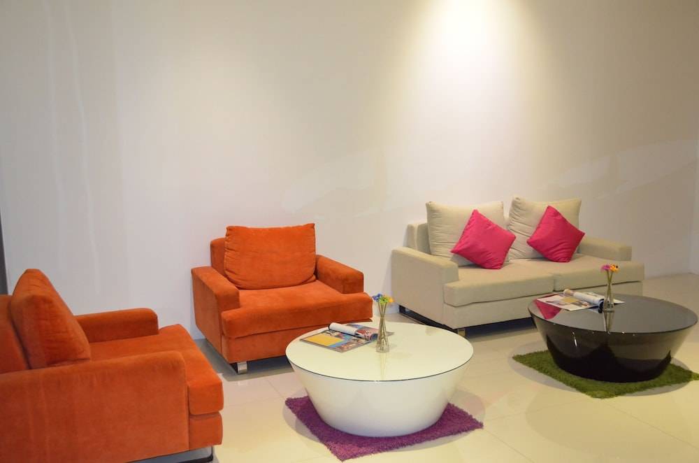 The Scenery City Hotel 2