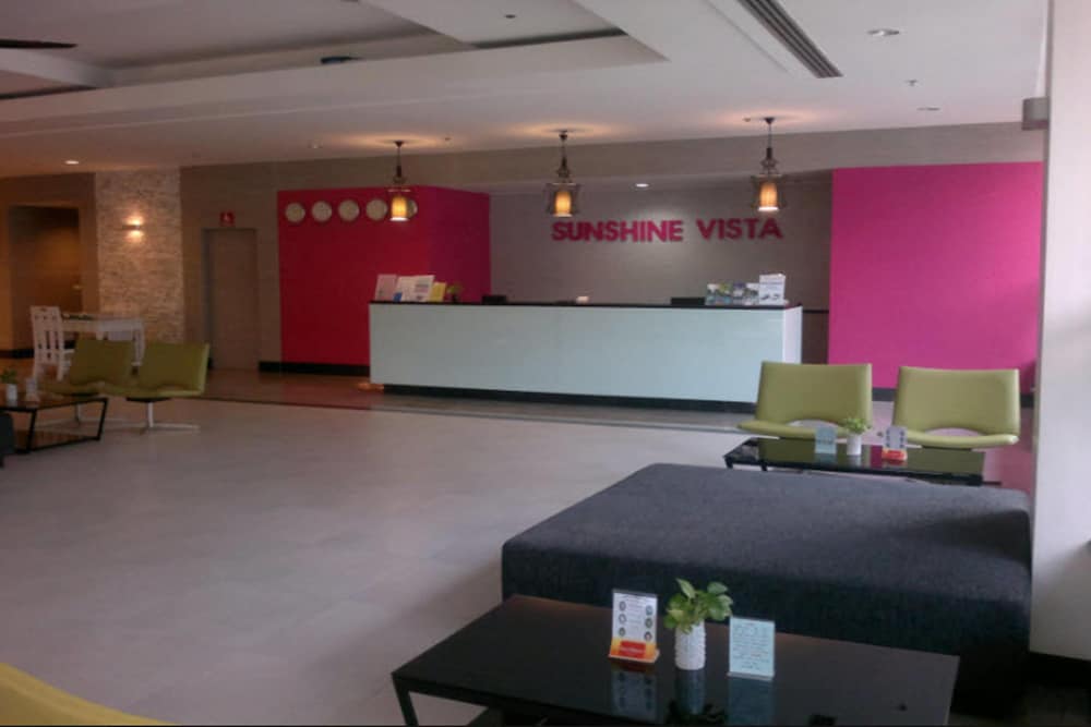 Sunshine Vista Hotel 2