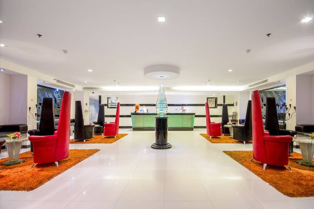 Nova Suites Pattaya by Compass Hospitality 2