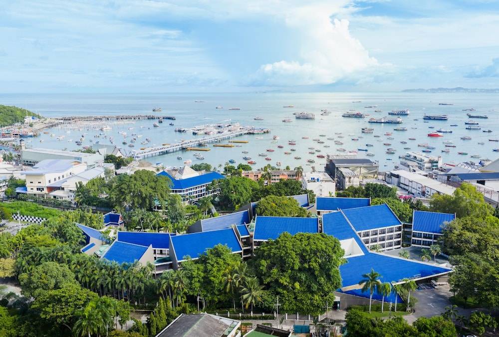Siam Bayshore Resort Pattaya 1
