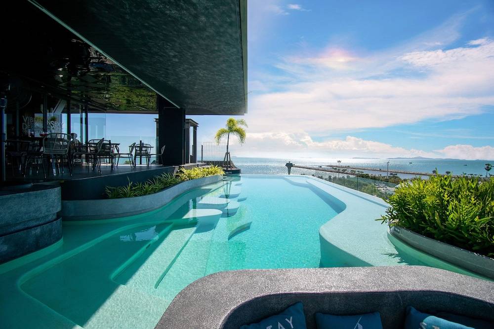 Seaphere Pattaya Hotel by Elite Suites 1