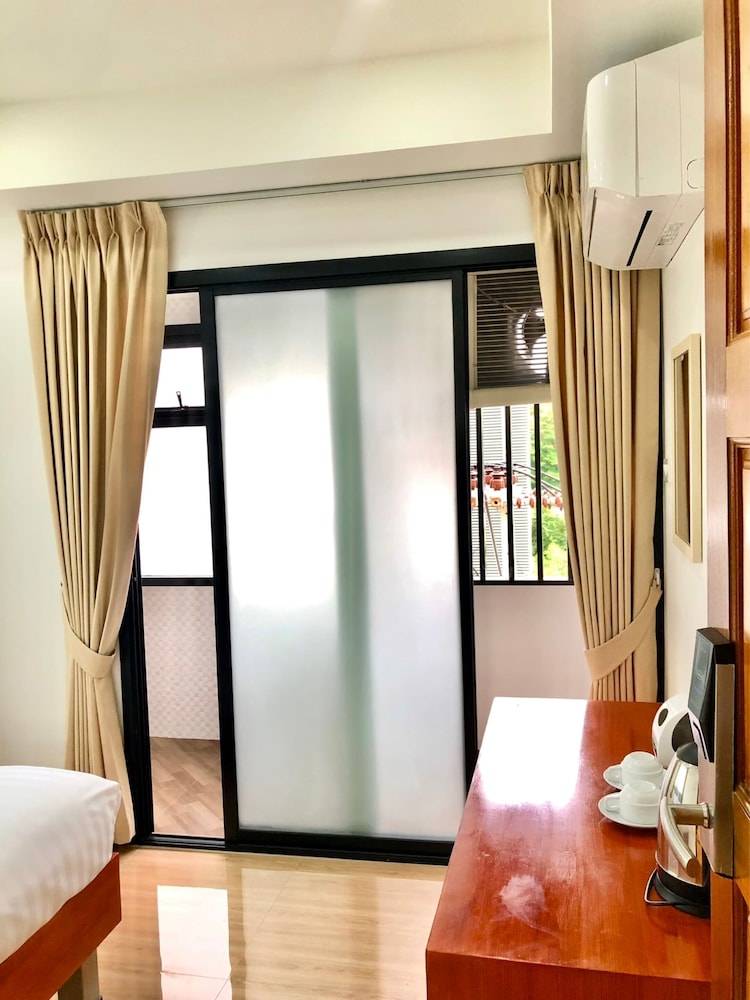 The Lodge Pattaya 2