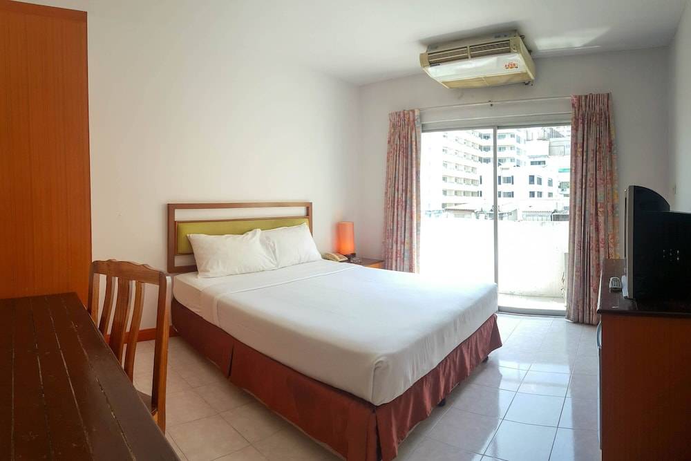 Eastiny Bella Vista Hotel 1