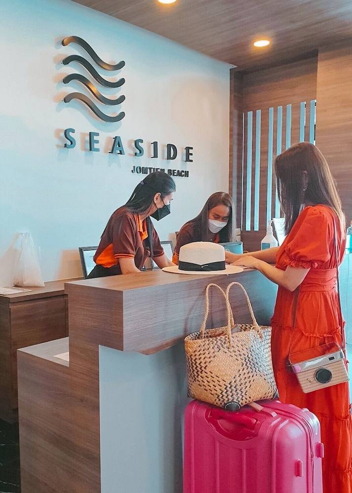 Seaside Jomtien Beach Pattaya 2