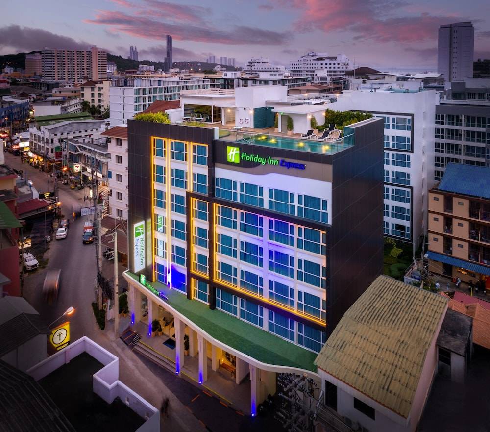 Holiday Inn Express PATTAYA CENTRAL by IHG 1