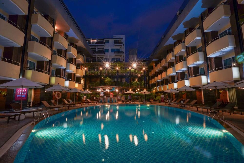 Baron Beach Hotel 1