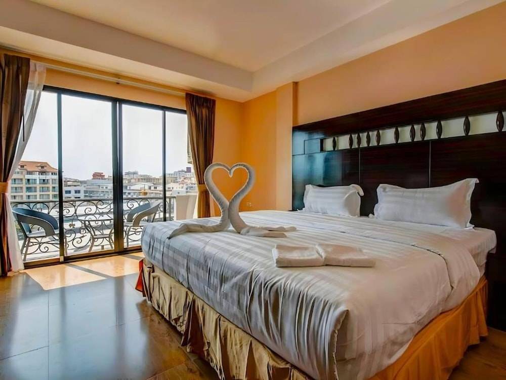 Land Royal Residence Pattaya 1
