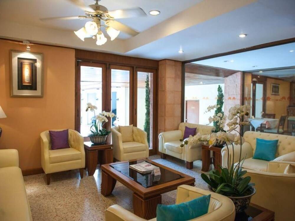 Lido Beach Hotel 2