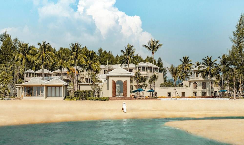 Devasom Khao Lak Beach Resort & Villas 1