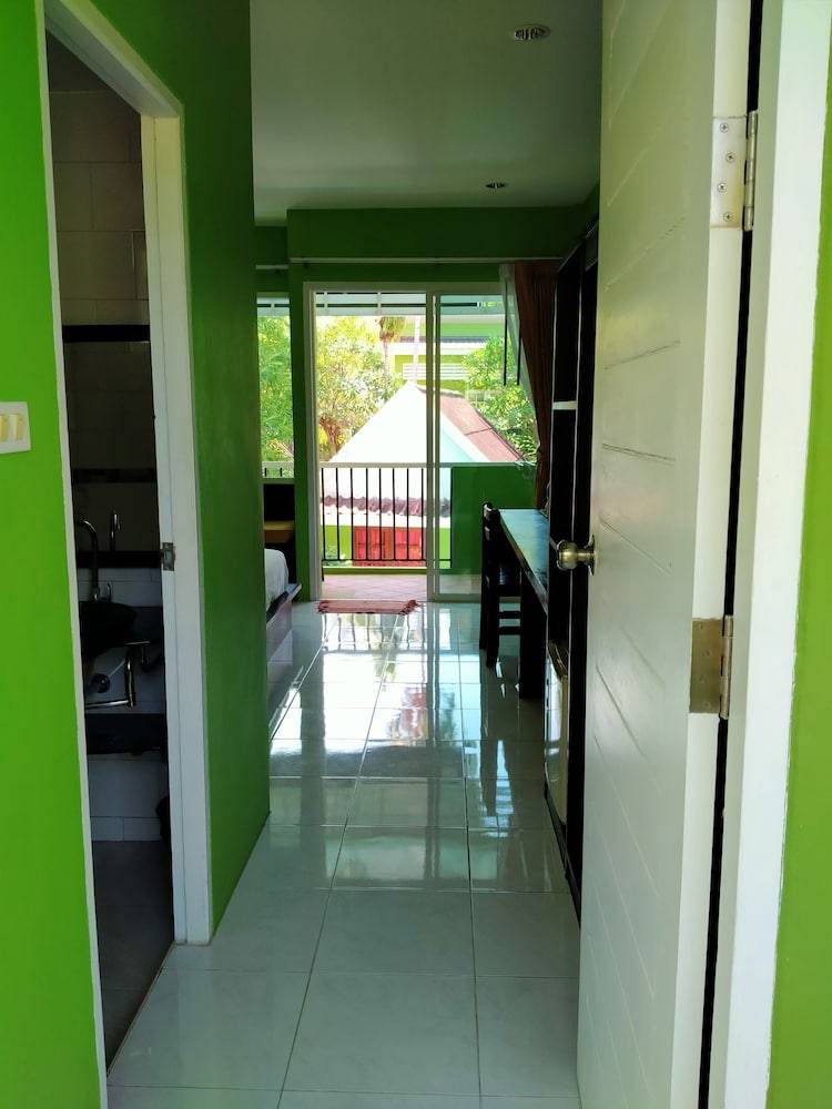 Khaolak C-nior Bungalows 2