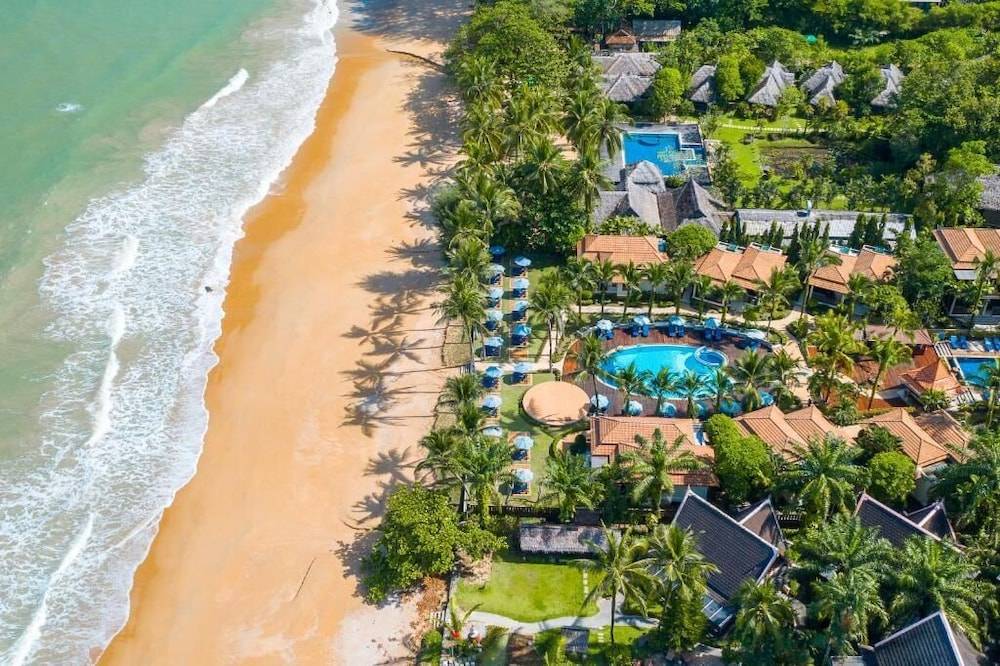 Khaolak Bayfront Resort 1