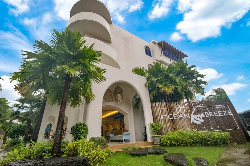Ocean Breeze Resort Khaolak 1
