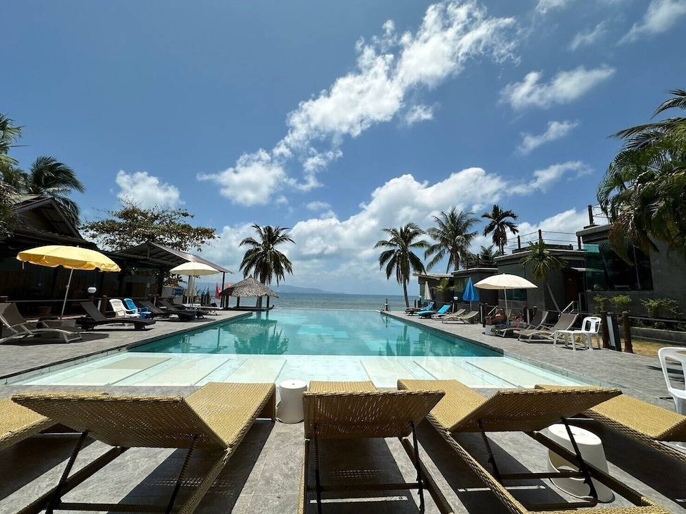 The Sea Resort Haad Rin 1