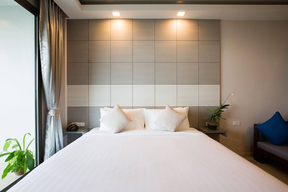 Sunset Beach Hotel - Adults Only 2