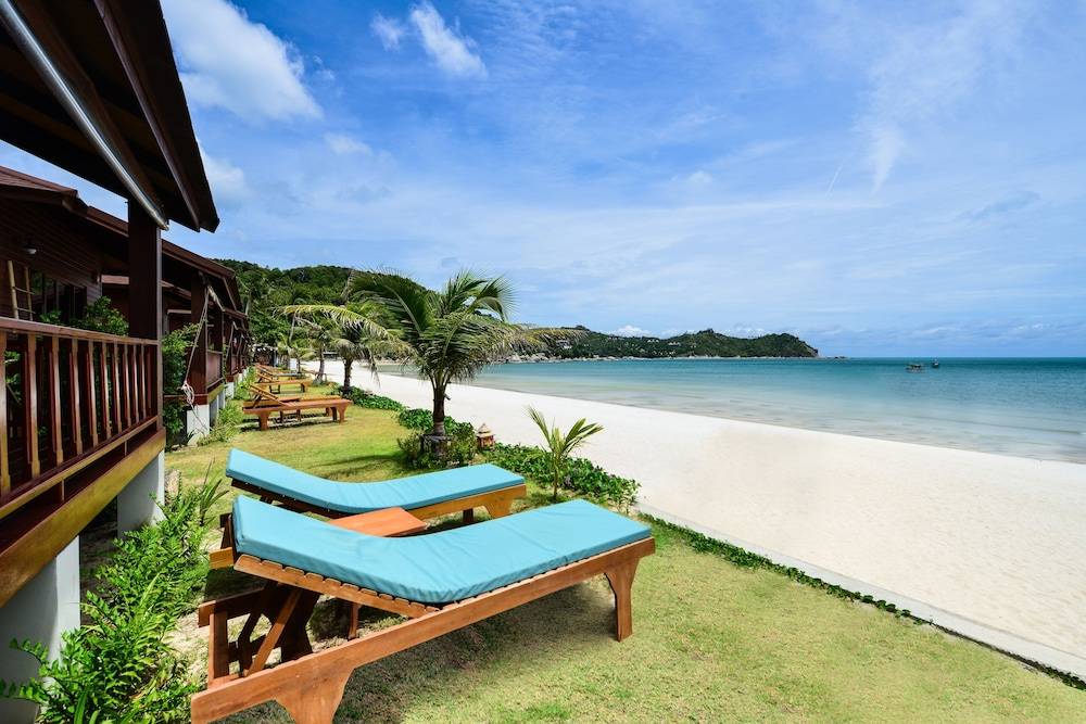 PingChan Koh Phangan Beachfront Resort 1