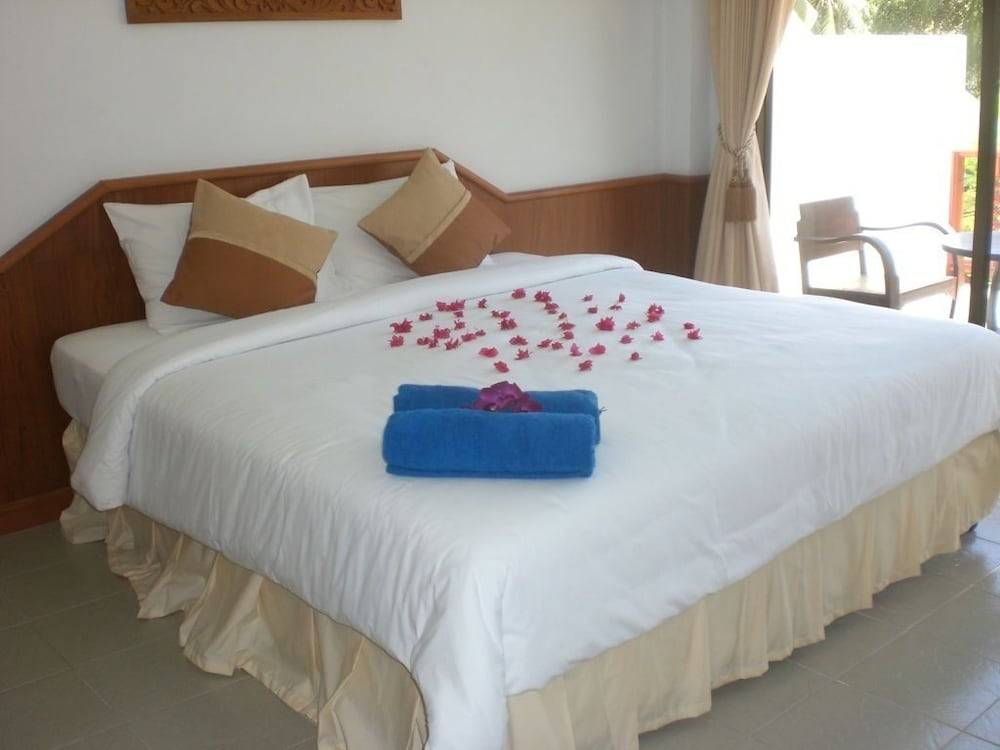 Golden Hill Resort 2