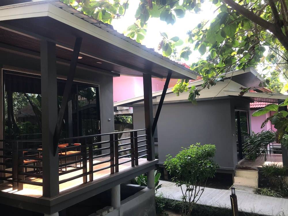 Rin Beach Resort 1