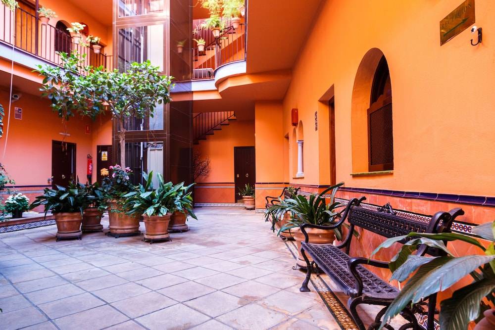 Patio de La Alameda 2