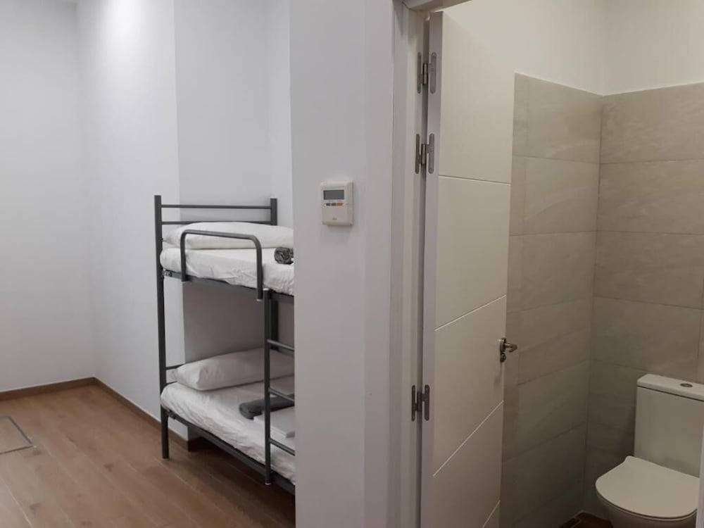 Hub Hostel Seville 2