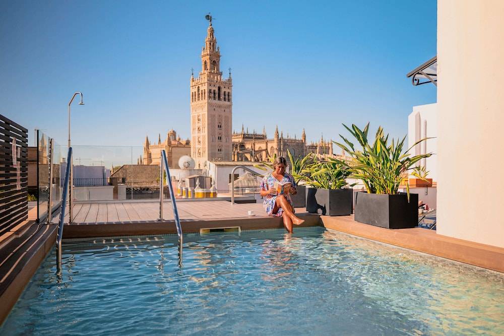 Joya del Casco Boutique Hotel by Shiadu 1