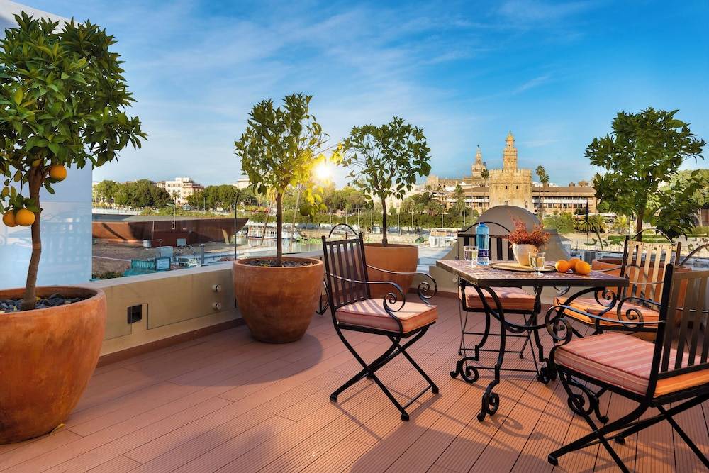 Casa de Triana Luxury Suites by Casa del Poeta 1