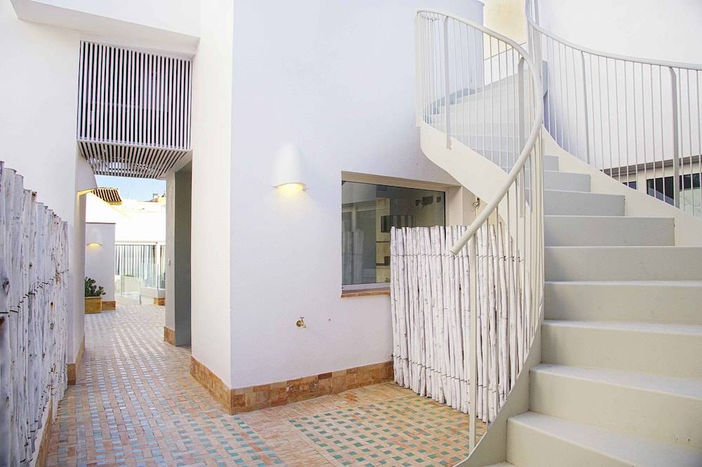 Overland Suites Catedral 2