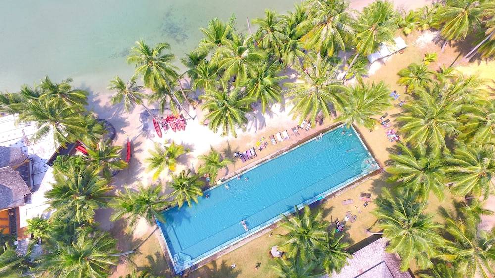 Peninsula Beach Resort 1