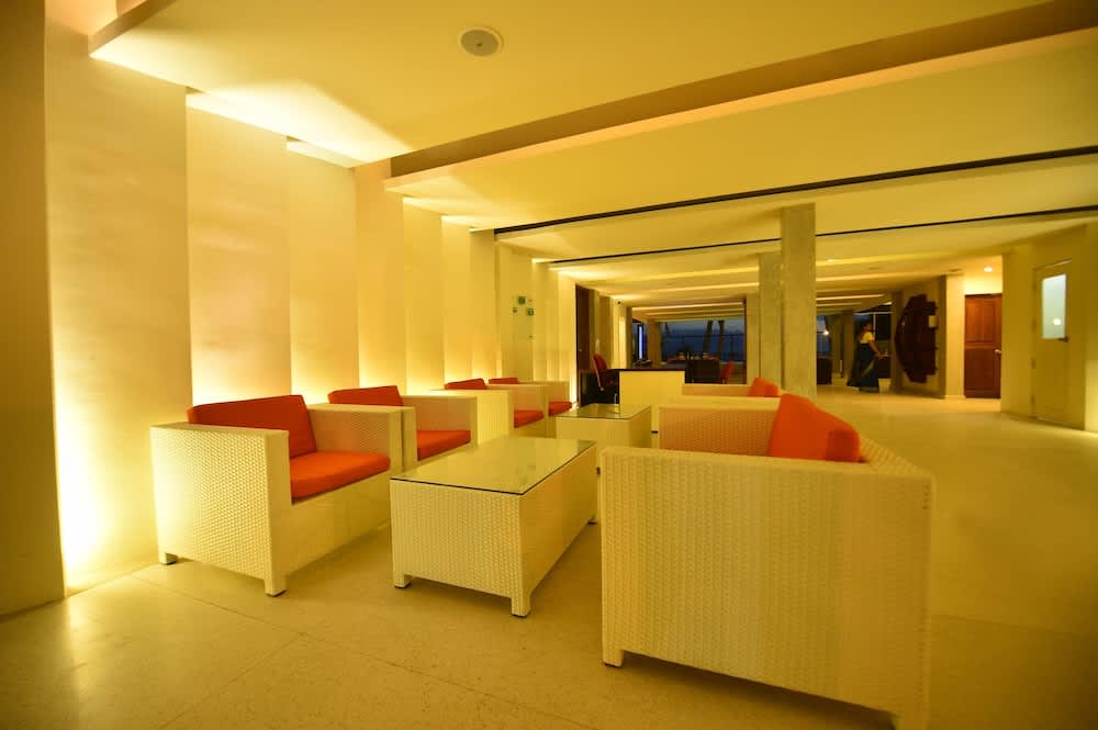 Beacon Beach Hotel 2