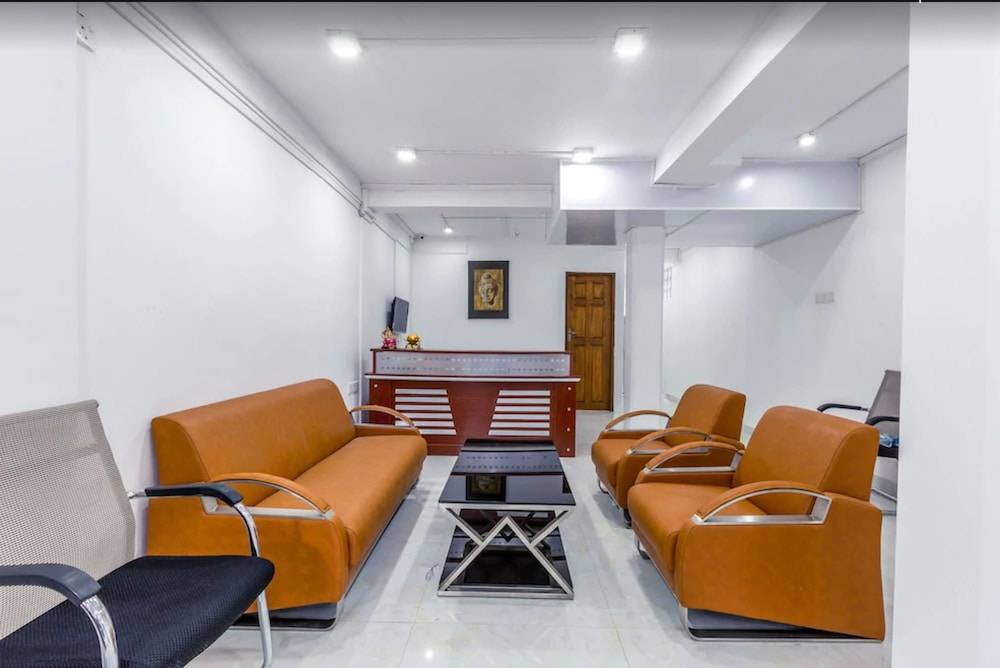 Metro Port City Hotel 2