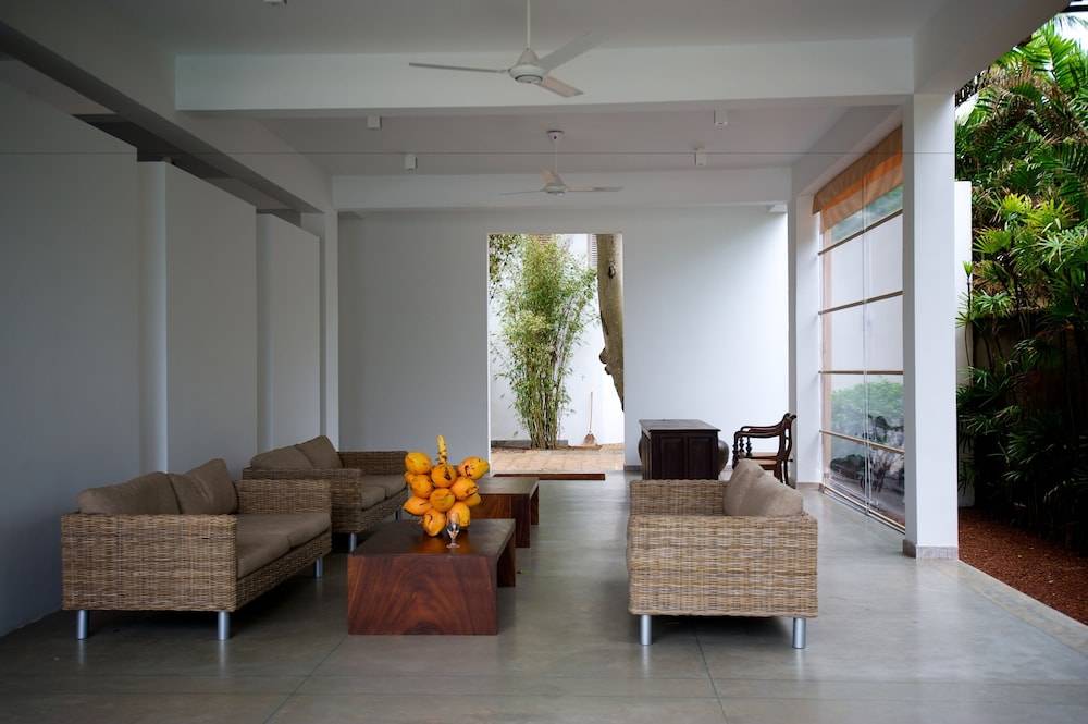 Roman Beach Hotel 2
