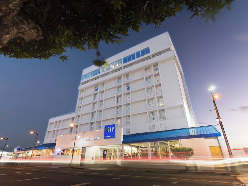 TRYP by Wyndham Isla Verde 1