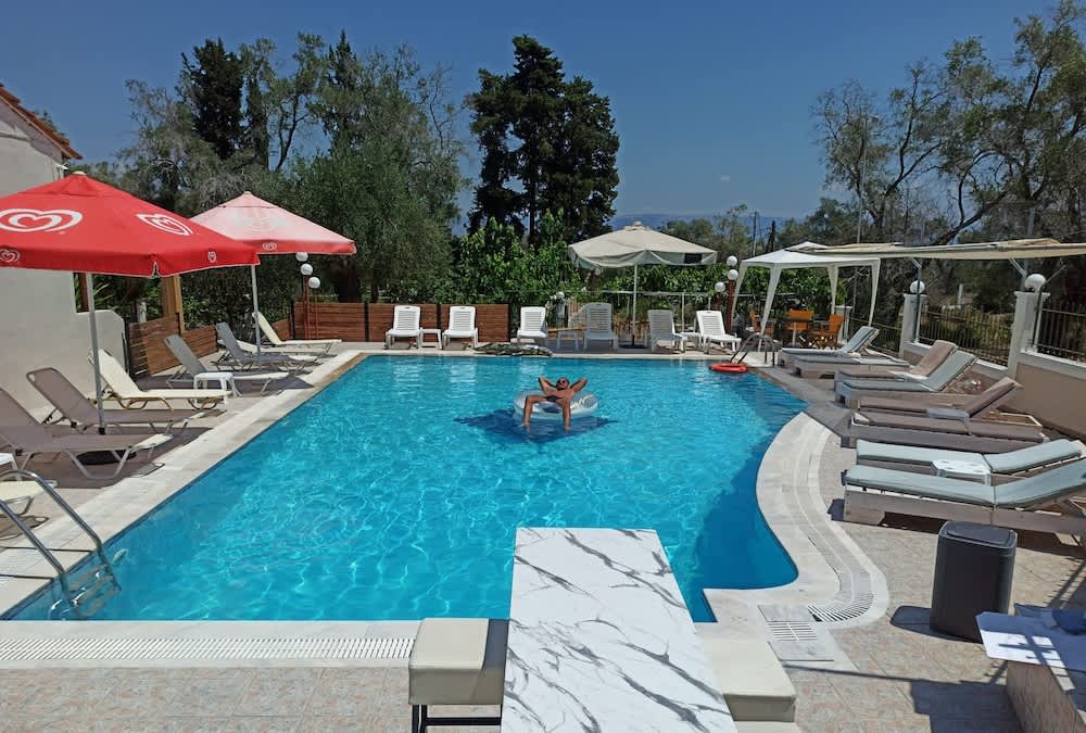 Kalypso studio Resorts 1