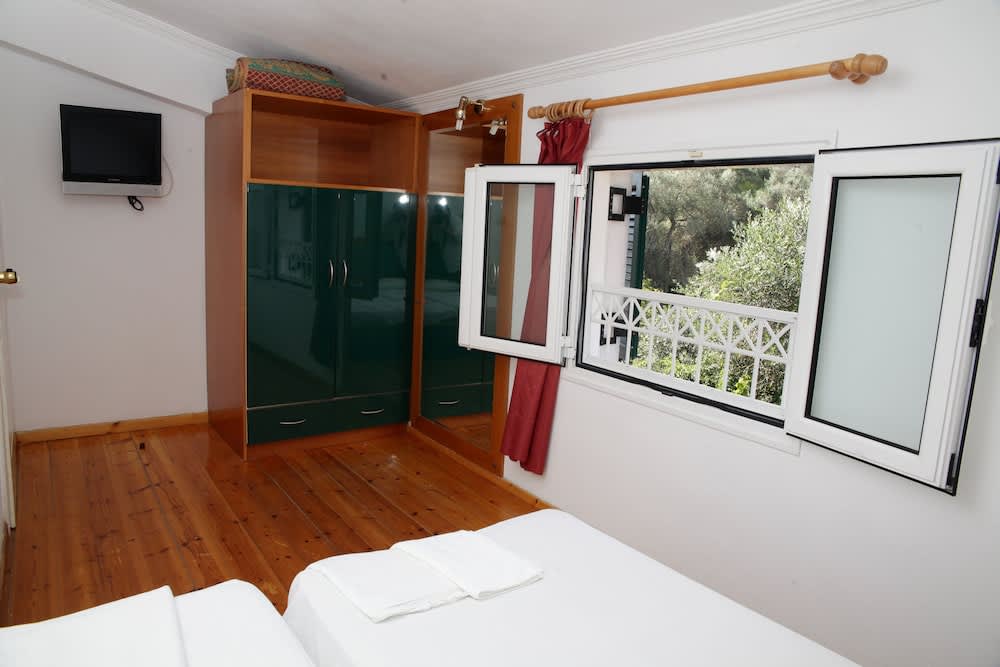 Oula Maisonettes Suites 2