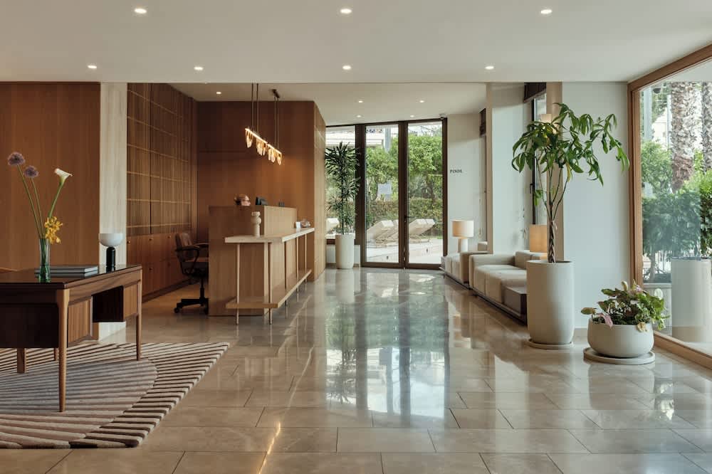 Golden Sun Hotel 1