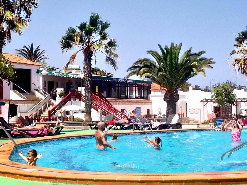 Castillo Beach Club Apartments 2