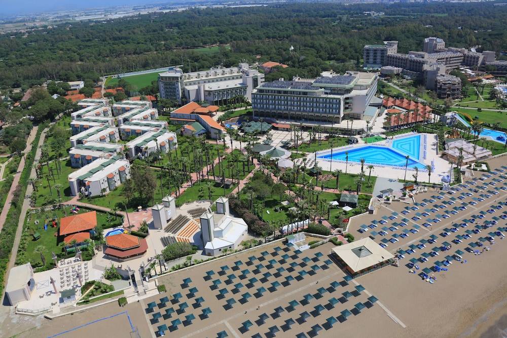 Adora Hotel & Resort 1