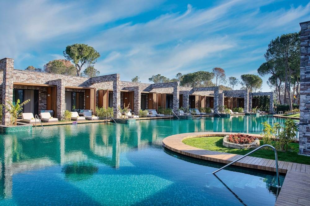 Kaya Palazzo Golf Resort 1