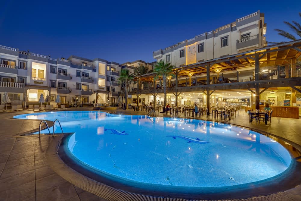 Smart Holiday Hotel & Suites -All Inclusive 1