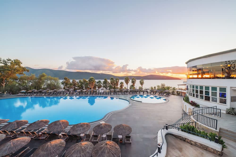 Bodrum Holiday Resort & Spa 1