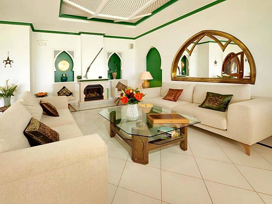 Villa Esmeralda 2